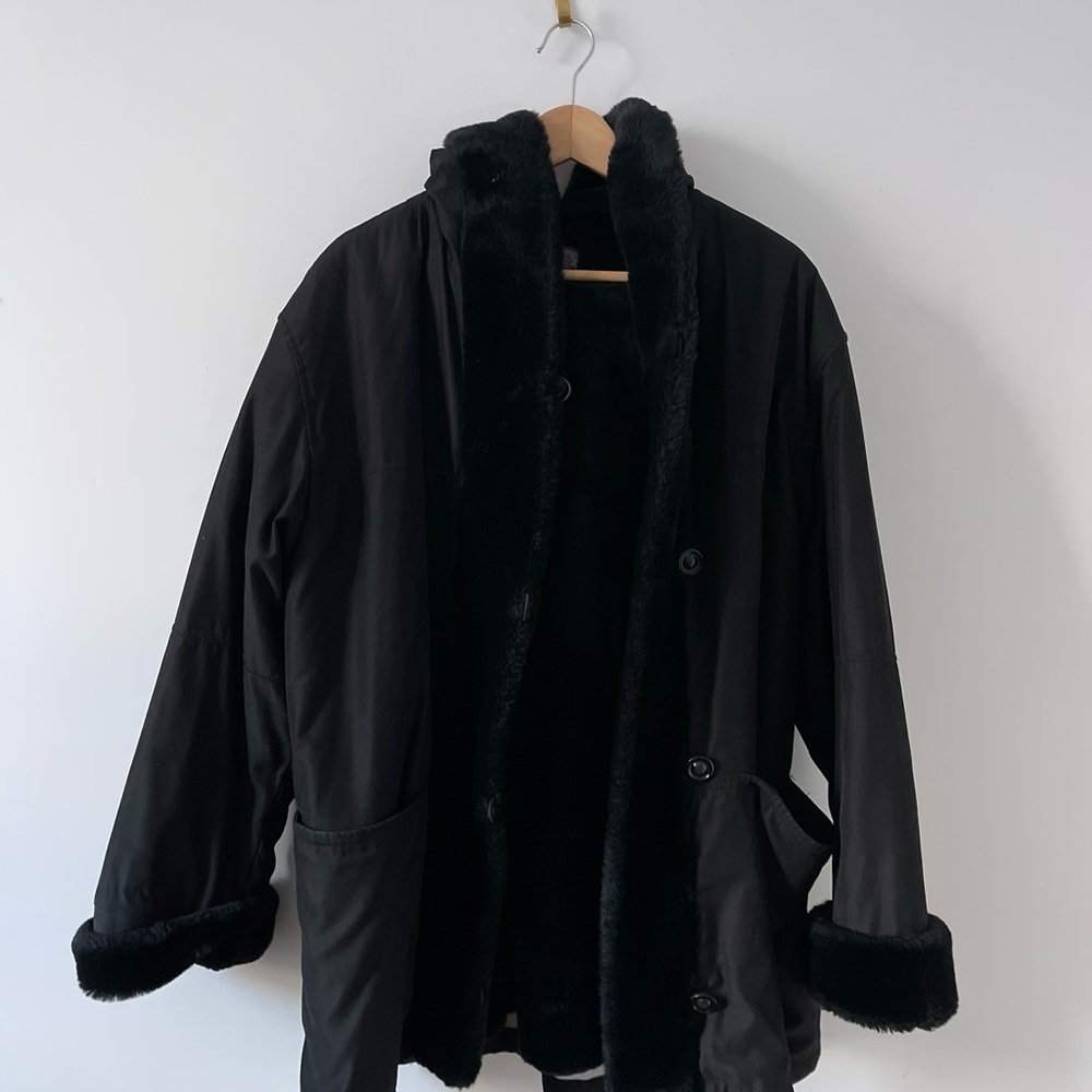 Vintage Black Hooded Faux Fur Button Down Coat - size L - Picture 3 of 6
